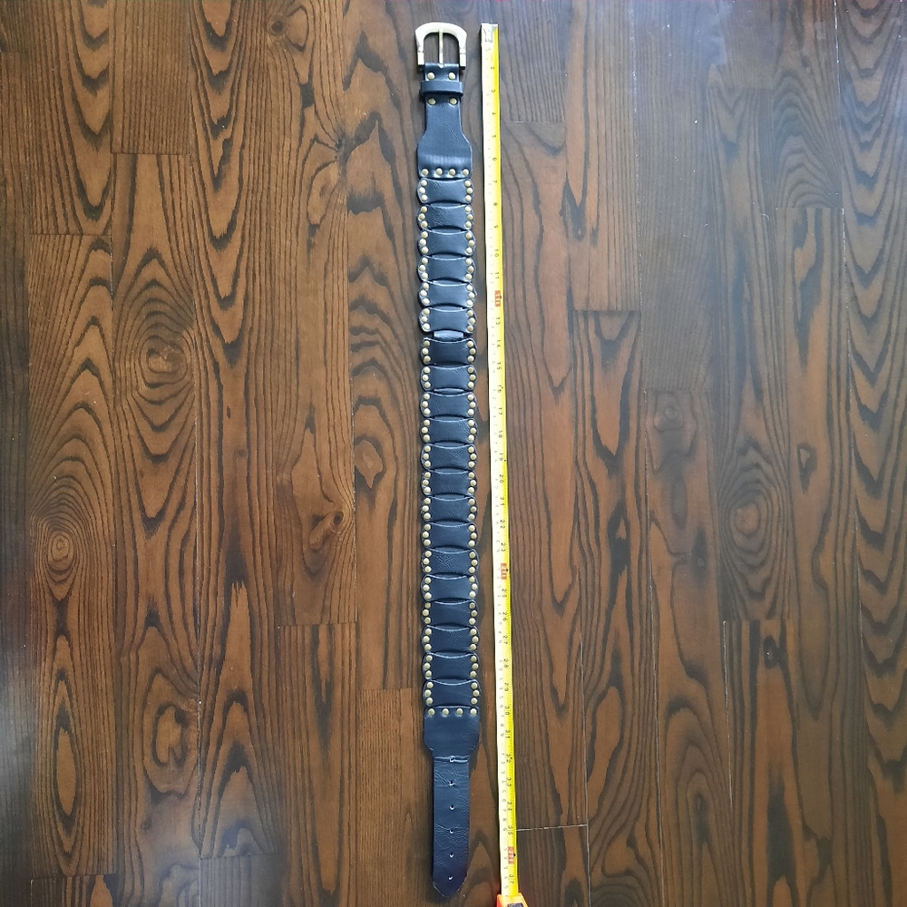 Axara Paris Nail Belt - Picture 4 of 8